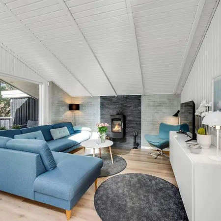 Holiday home Eirik - 2-5km From The Sea By Interhome