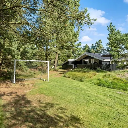 Eirik - 2-5km From The Sea By Interhome