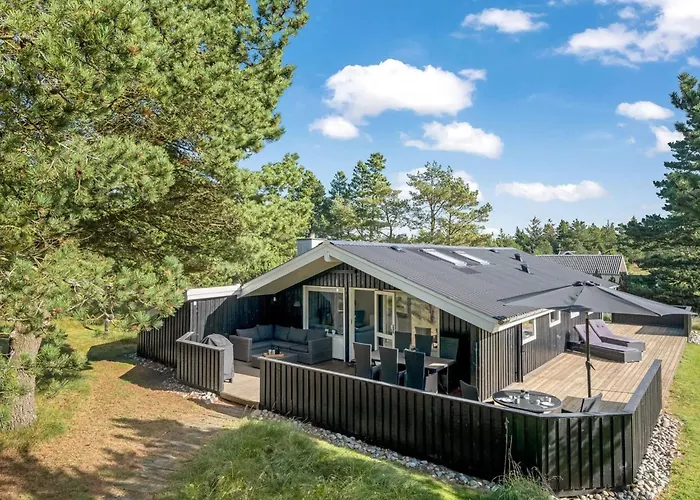 Eirik - 2-5km From The Sea By Interhome