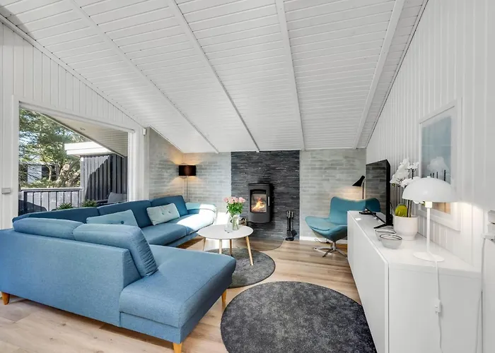 Сasa de vacaciones Eirik - 2-5km From The Sea By Interhome
